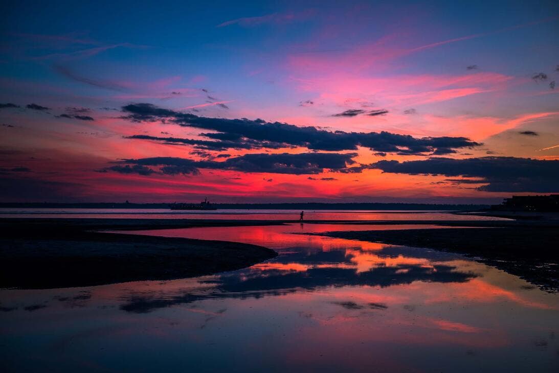 3. 
<b>Visita las bellezas naturales de Georgia</b>. No importa si quieres ir a parques, 
<b><a href="https://www.univision.com/local/atlanta-wuvg/mejores-lagos-georgia-verano-2022-fotos">lagos</a></b> o 
<b><a href="https://www.univision.com/local/atlanta-wuvg/mejores-playas-georgia-visitar-verano-2022-fotos">playas</a></b>, el estado tiene el destino que necesitas para una excursión de fin de semana memorable.