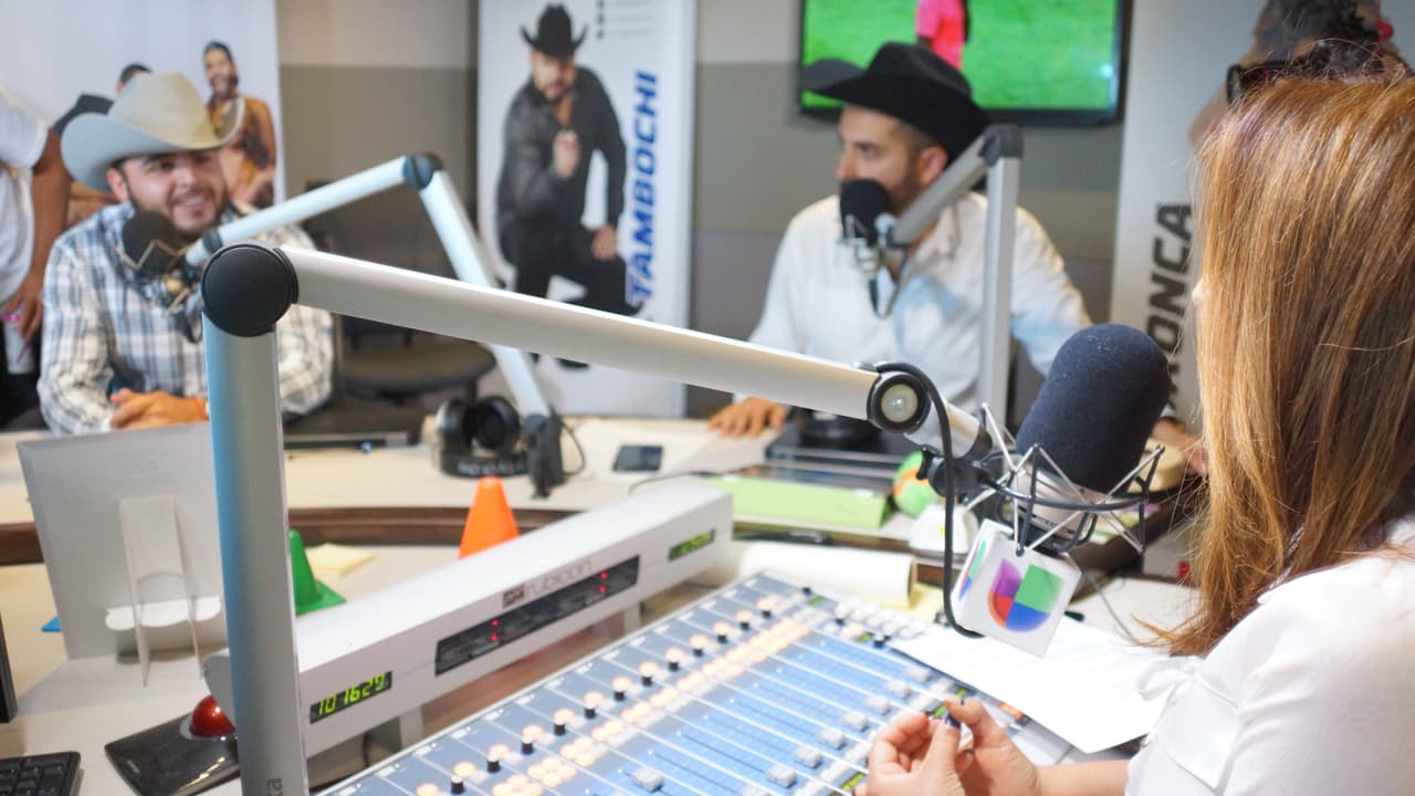 <a href="https://www.facebook.com/GerardoOrtizNet/">Gerardo Ortiz </a>se la pasó a todo dar en el Free-guey show.