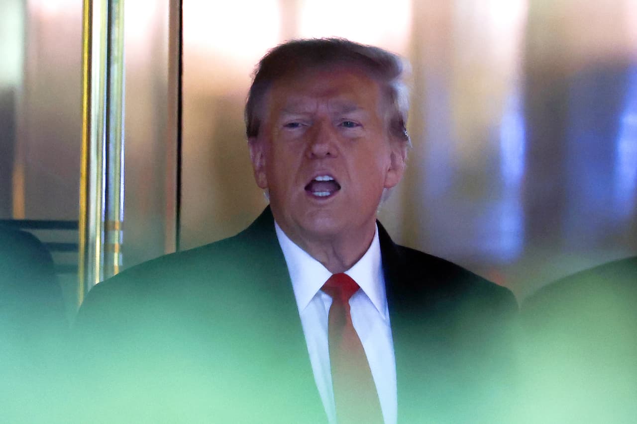 Ordenan a Trump pagar $83.3 millones a E. Jean Carroll, la escritora que lo acusó por difamación