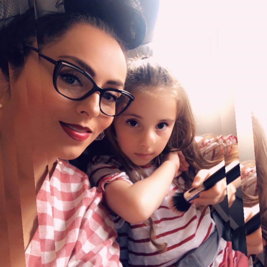 Ivonne Montero desea que su hija Antonella tenga presente a su padre, Fabio Melanitto, y al mismo tiempo inculcarle las tradiciones mexicanas.