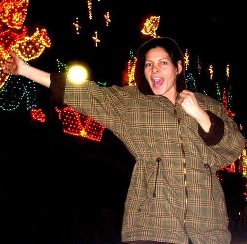 En el año 2000 se integró al elenco de 'Carita de ángel', telenovela protagonizada por Lisette Morelos y Miguel de León, donde interpretó a la mamá de una de las alumnas del colegio. En 2005 participó en 'La madrastra'.