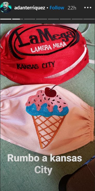 A través de su cuenta de Instagram, Adán comparte algunos de los diseños que ha fabricado sobre pedido.
<br>