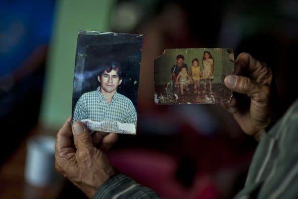 Cuando Juan era pequeño, le decían "Chele Cirilo", un sobrenombre que alude al regionalismo salvadoreño de llamar 'cheles' a quienes tienen el cabello castaño claro o la piel más blanca.
