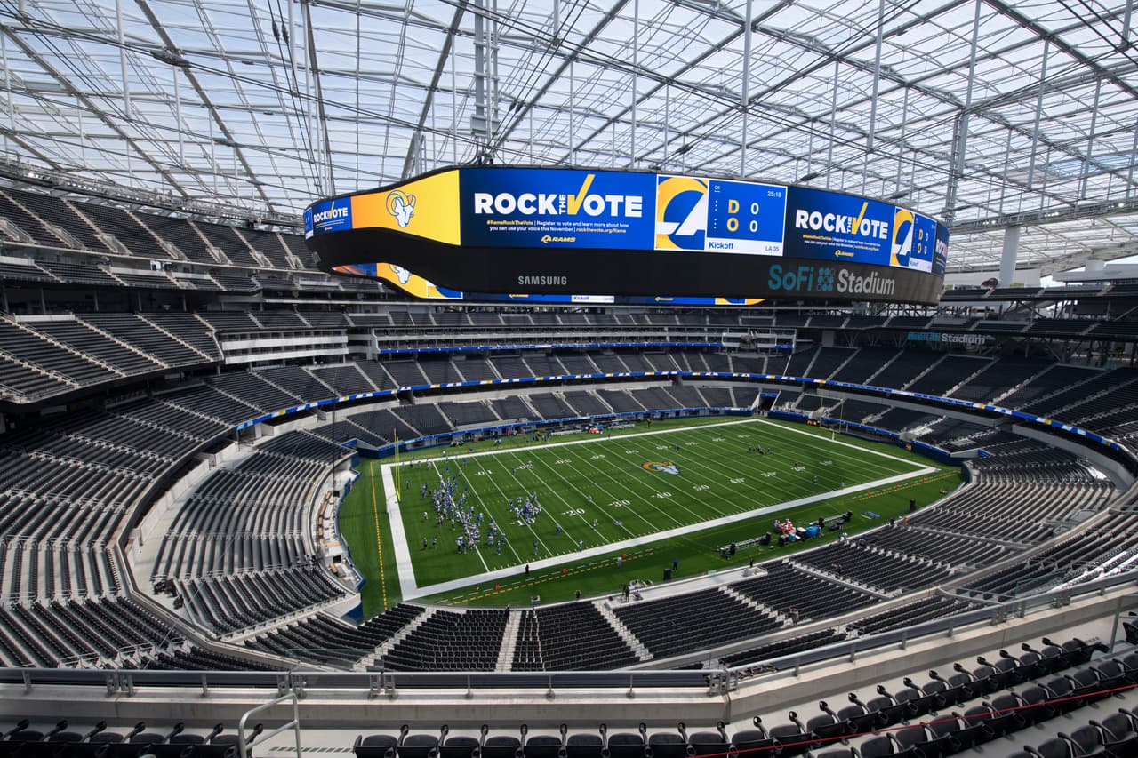 Así lucen los imponentes estadios de la NFL | No pudieron brillar en su totalidad por la pandemia, pero muy pronto volverán a llenarse de la vibrante afición.