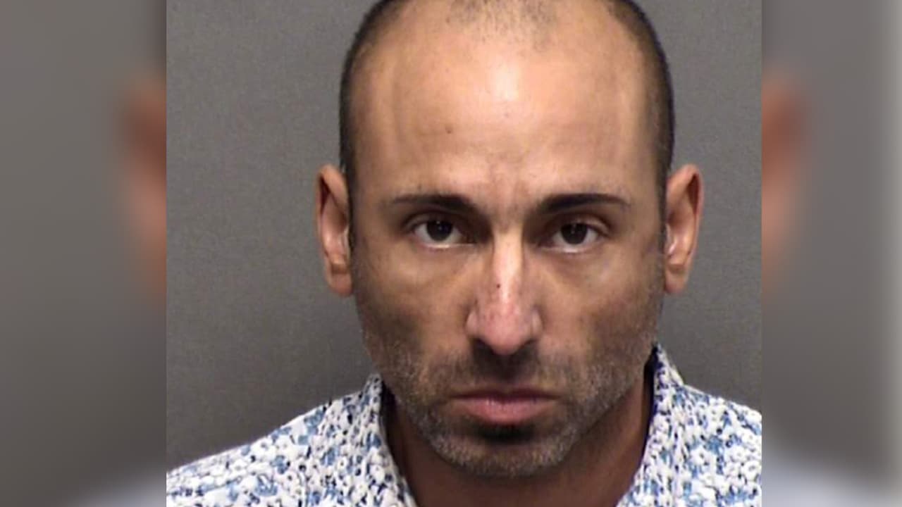 Hombre de Texas es acusado de zoofilia y pornografía infantil 