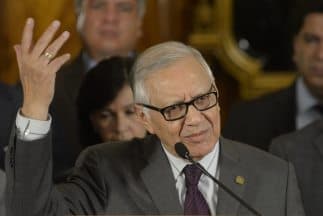 El nuevo presidente de Guatemala: un político de carrera mientras la calle pide cambio