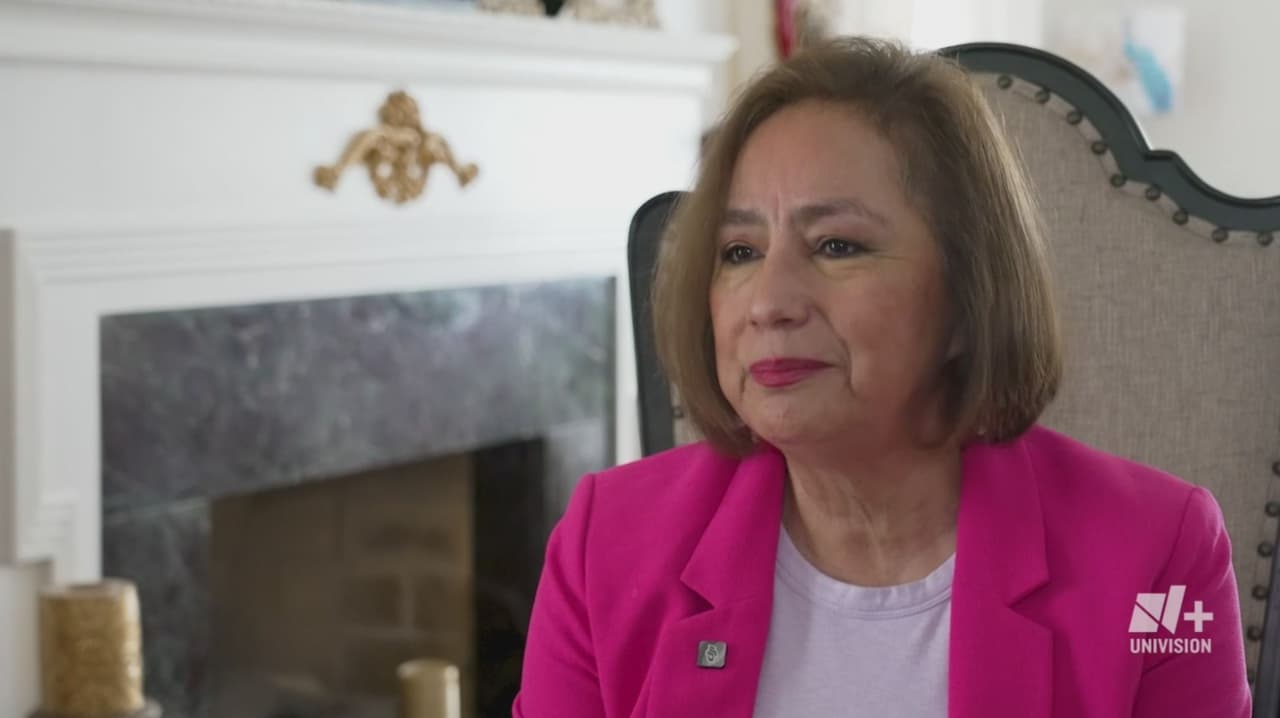 "Me duele pensar lo que sufrió en silencio": Extesorera de EEUU sobre Dolores Huerta por acusaciones contra César Chávez