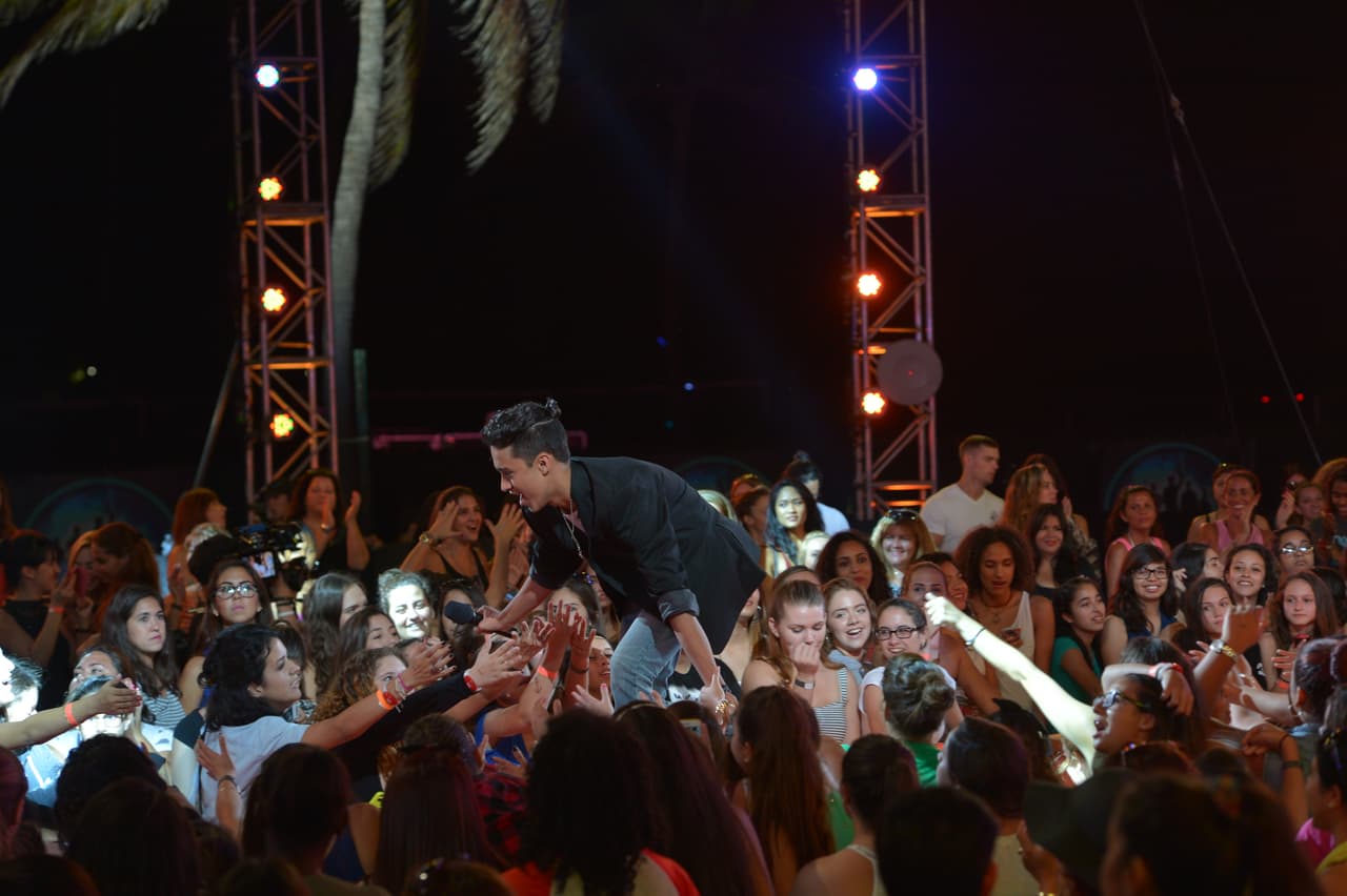 En este primer episodio fuimos testigos de jóvenes con mucho talento, otros con muchas ganas, historias conmovedoras y momentos divertidos con los jueces.