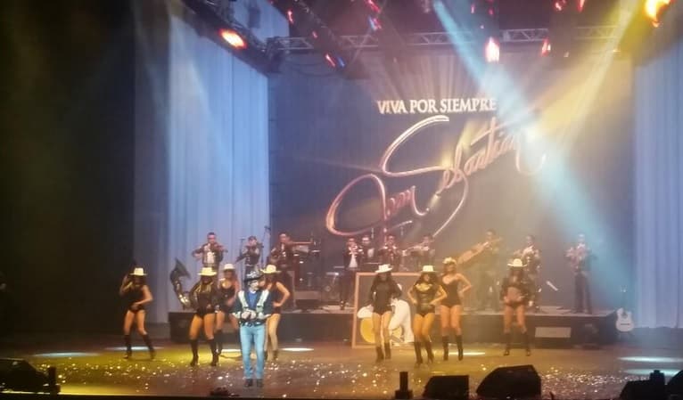 Diego Verdaguer fue de las primeras estrellas que subió al escenario.