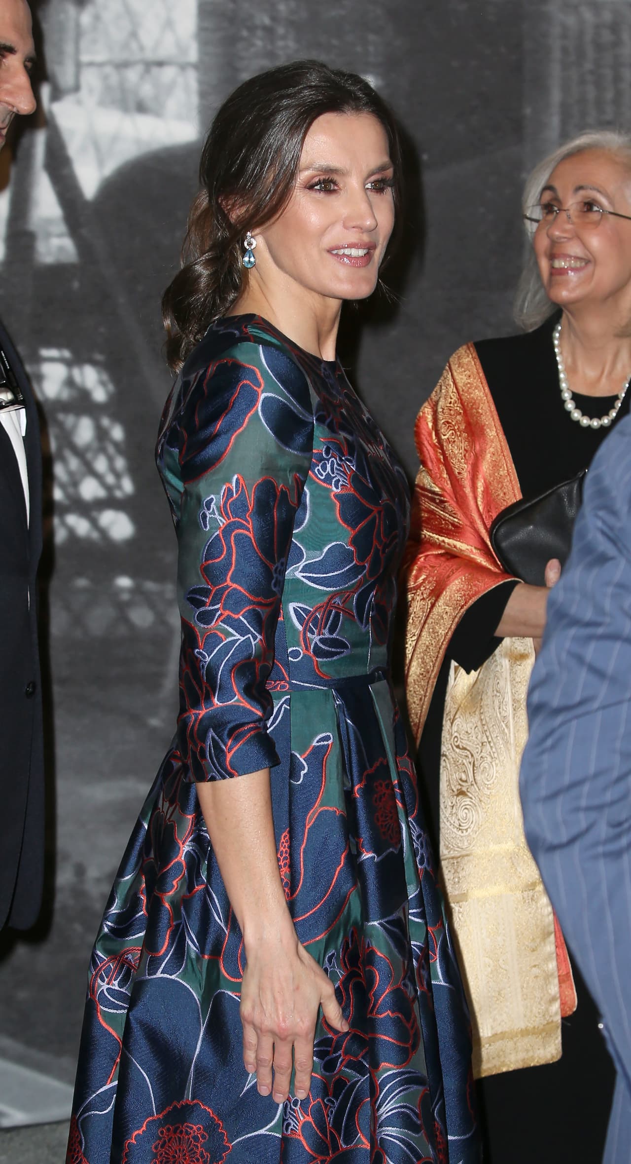 La reina Letizia de España viajó a Londres, este miércoles 13 de marzo, para liderar un evento junto al príncipe Carlos de Inglaterra.