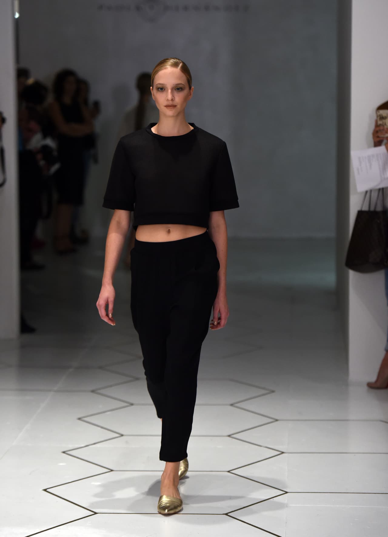 La estética de todas sus colecciones es muy limpia.