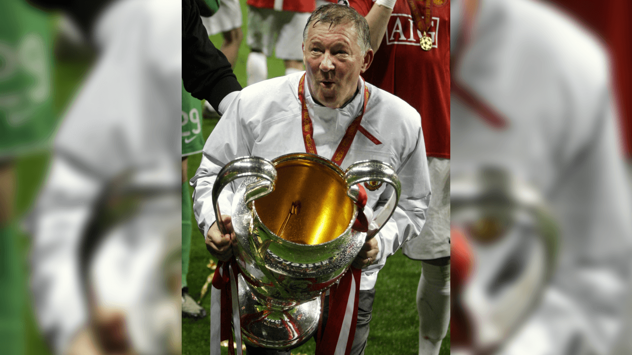 <b>¡El exitoso Ferguson!</b>
<br>Sir Alex ha sido uno de los estrategas más ganadores een la historia del futbol y fue parte de aquella conquista.