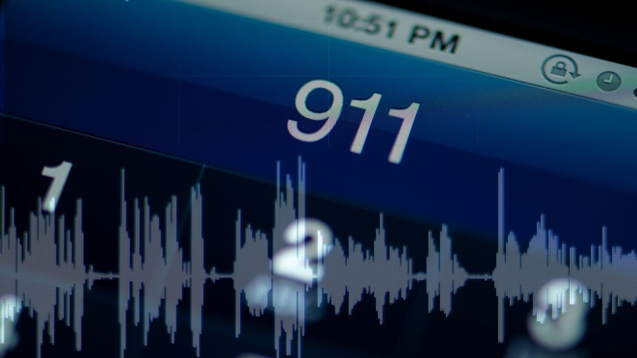 “Me acaban de disparar”: Divulgan llamada al 911 de un tiroteo que dejó un herido de bala y un arrollado