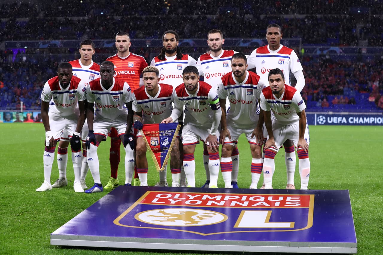 <b>18.-</b>
<b>Olympique Lyon:</b> 340.4 millones de euros.