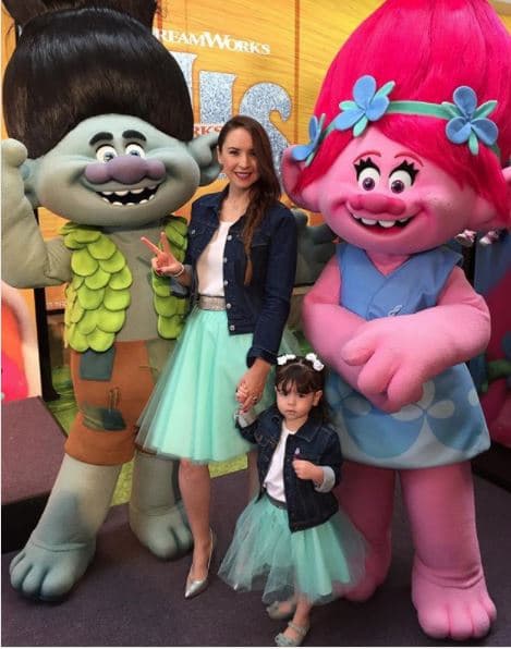 Andrea es parte de una numerosa familia, pues tiene 10 hermanos, entre ellos los también actores Josemaría y Fátima Torre.