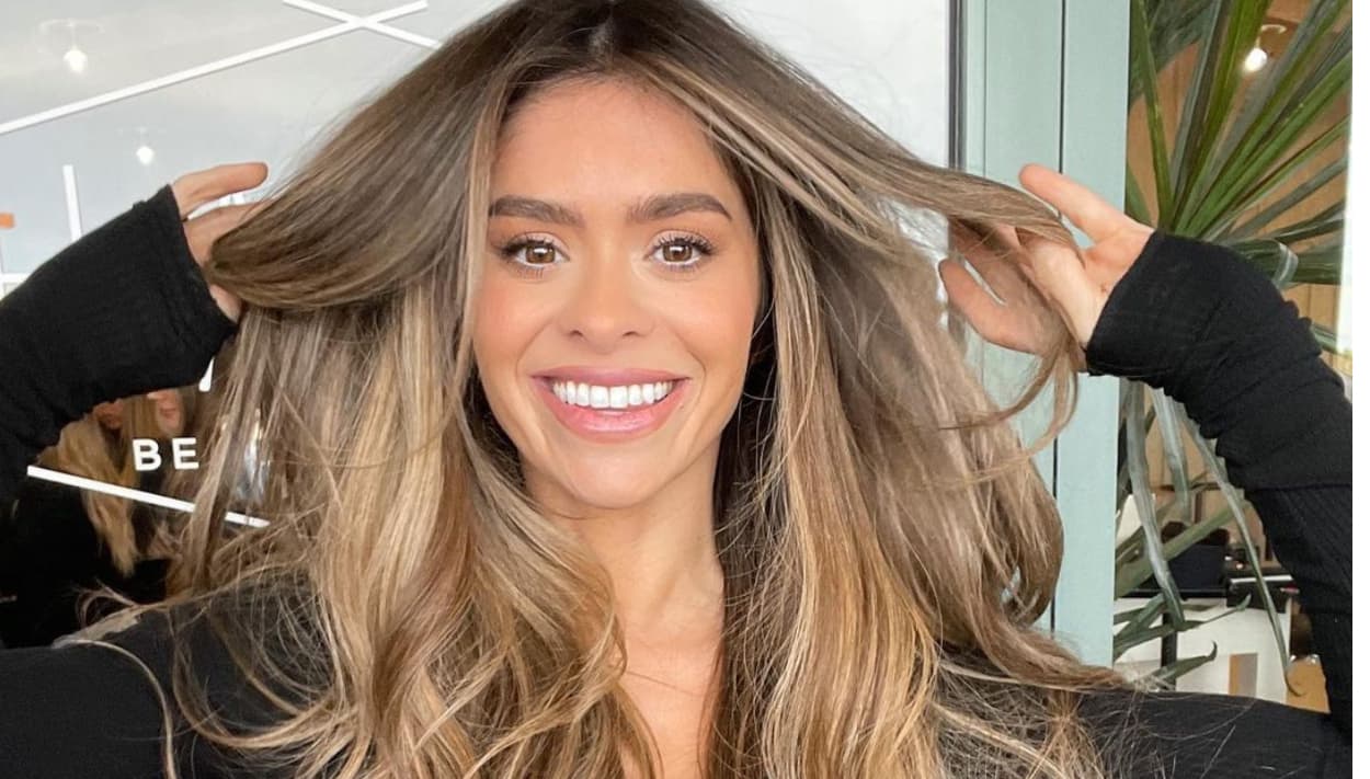 Mamá influencer es arrestada y acusada de violencia doméstica