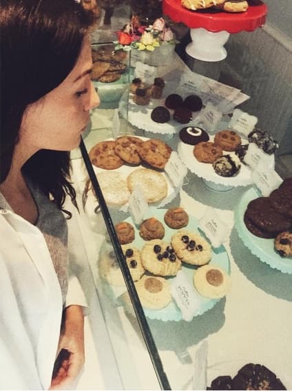 Zuria es amante de los postres, y cuando no trabaja busca darse uno que otro gustito.