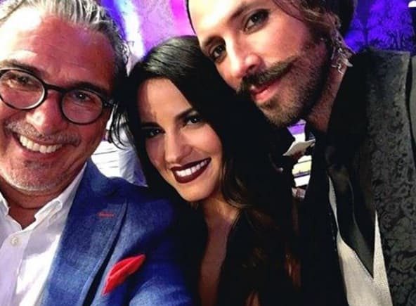 Y hablando de amigos, estos días también se econtró con el productor Pedro Damián, con quien trabajó en 'Rebelde'. Tampoco se olvidó de posar con su amado Koko Stambuk.