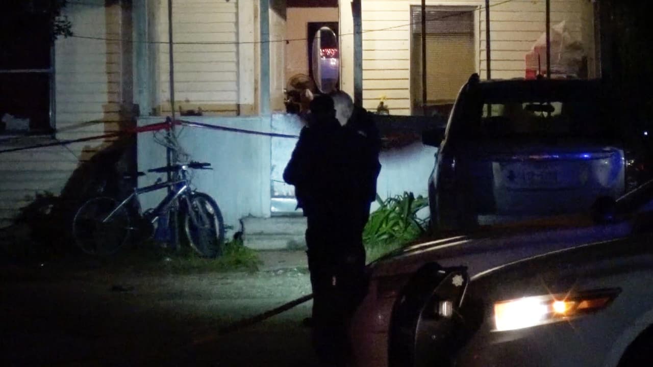 Muere baleado un joven cuando estaba con un amigo en su cuarto al este de Houston