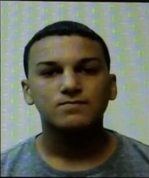 <b>Gabriel E. Mora Ruiz </b>presuntamente fue uno de los que asesinó a Christian Ortiz Acosta el pasado mes de enero en San Germán. Mora Ruiz enfrenta cargos por asesinato y ley armas con una fianza de $800,000.