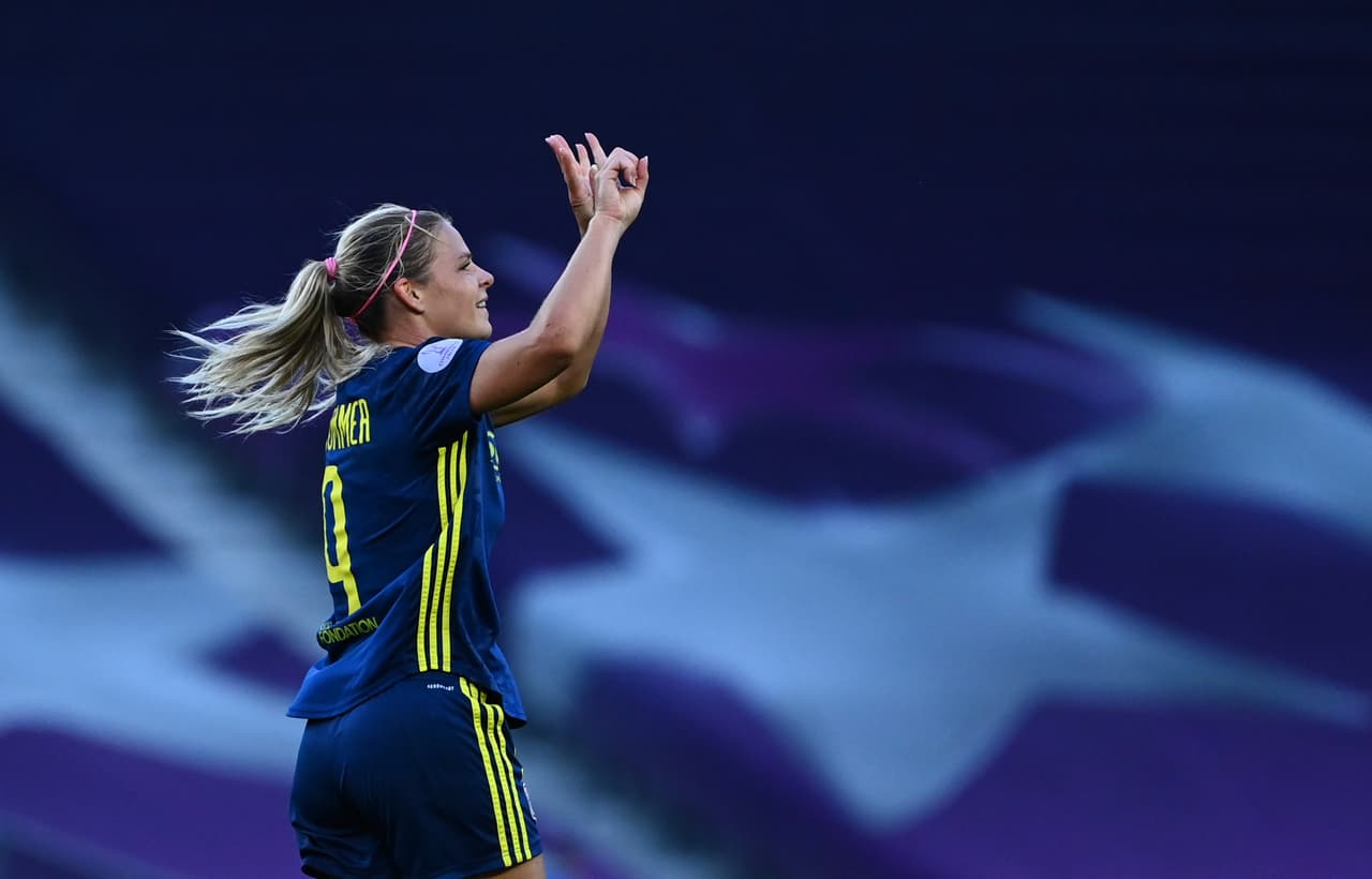 Eugénie Le Sommer del Lyon con 13 puntos, se lleva la sexta posición