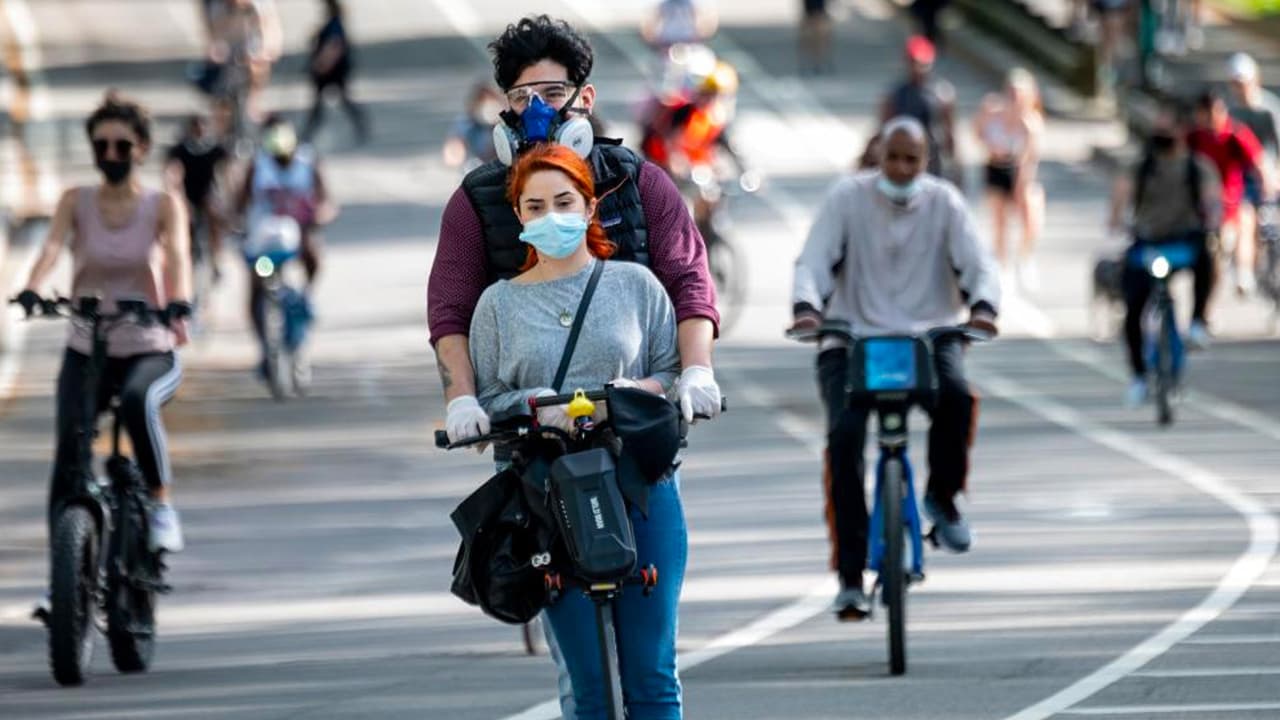 Llega el primer programa de scooters eléctricos compartidos al Bronx: esto debes saber