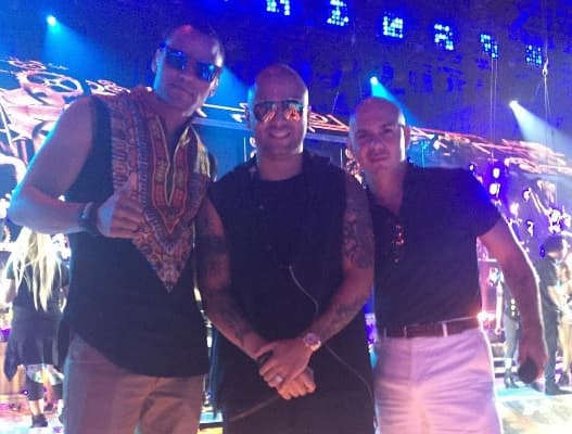 ¡Dale! Mohombi, Wisin y Pitbull ya ensayaron su canción para Premios Juventud.