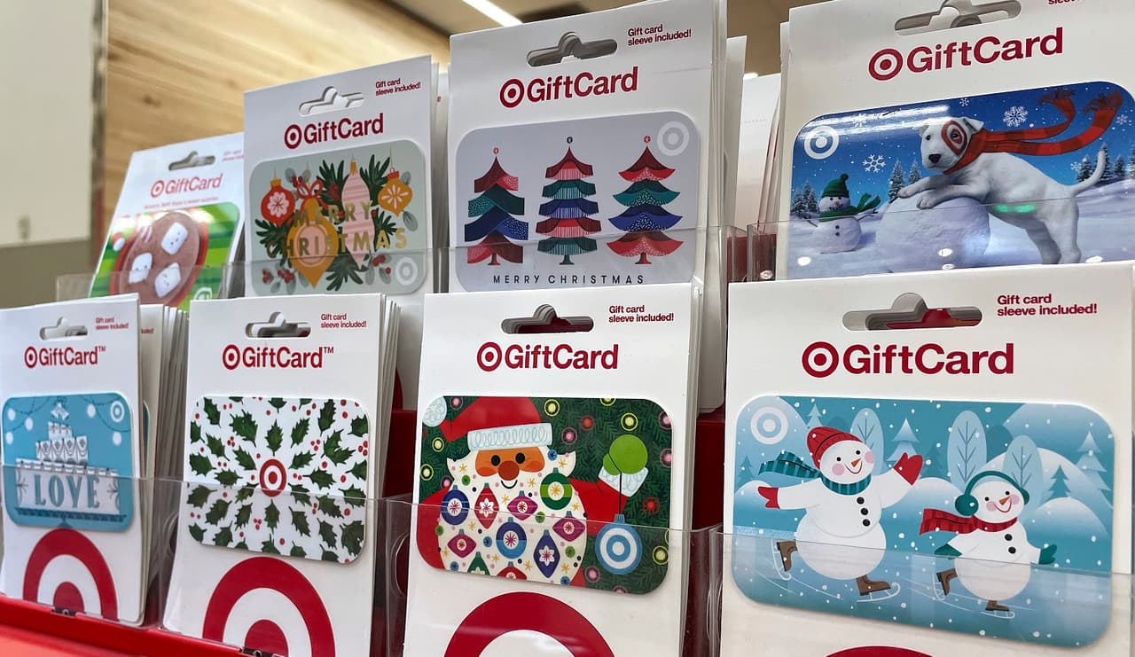 Amplía Nueva York vigencia de tarjetas de regalo y elimina tarifas de penalización