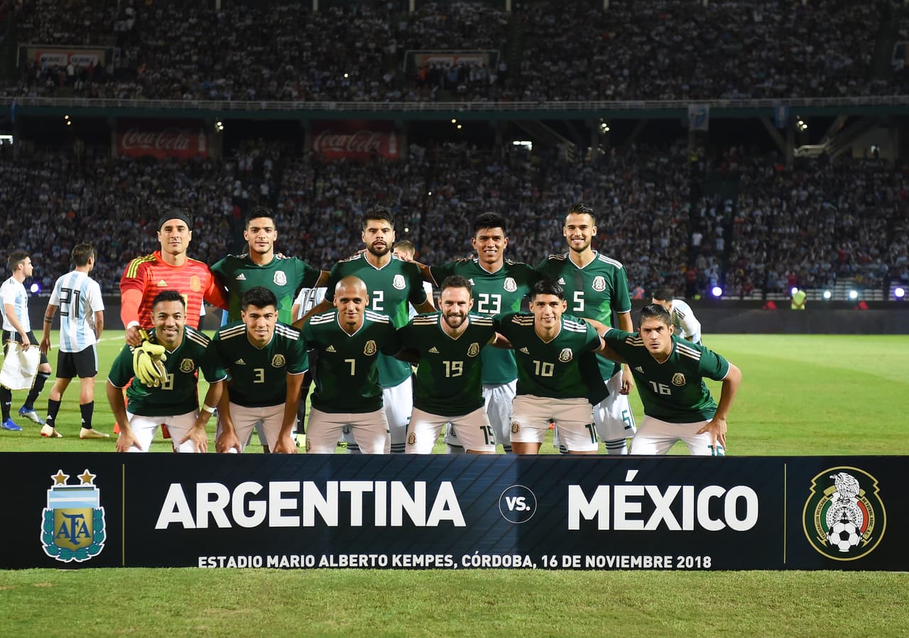 Guillermo Ochoa por su parte está consolidado como portero titular en el seleccionado mexicano.