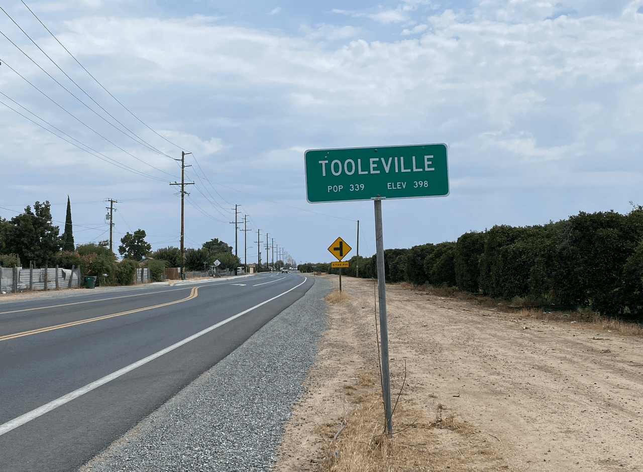 Residentes de la pequeña comunidad de 
<b>Tooleville</b> en el condado de Tulare se están 
<b>quedando sin agua</b> debido a un problema con uno de los 
<a href="https://www.univision.com/local/fresno-kftv/cientos-de-residentes-de-la-comunidad-de-teviston-permanecen-sin-suministro-de-agua-video">pozos </a>de esta comunidad.