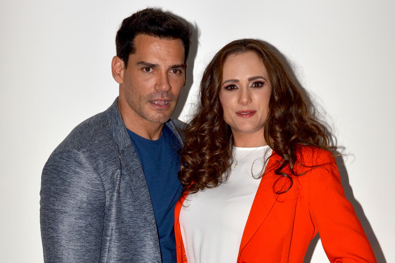 La historia tuvo cambios e incluso se llegó a rumorar que se planteaba la salida de uno de ellos. Finalmente Betty Monroe y Cristián de la Fuente siguieron su romance ficticio sin el éxito esperado.