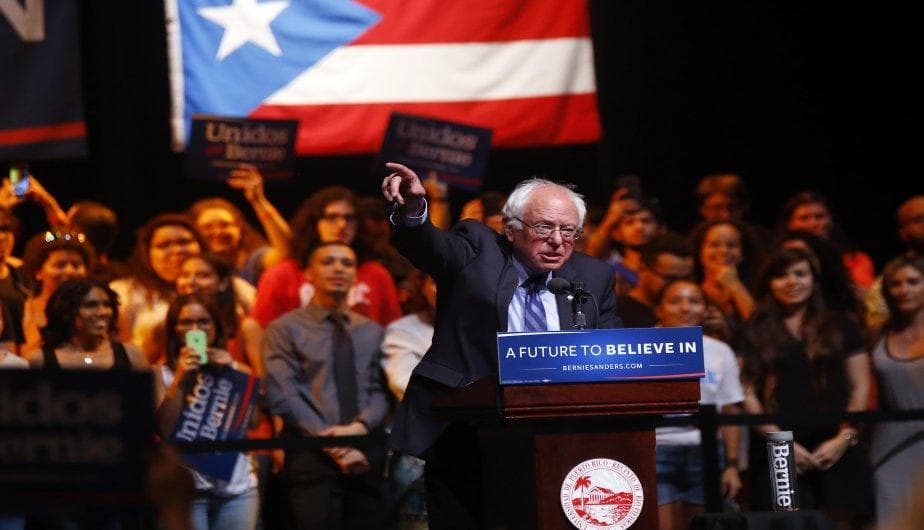 Apoyo masivo a Bernie Sanders en evento en la Universidad de Puerto Rico