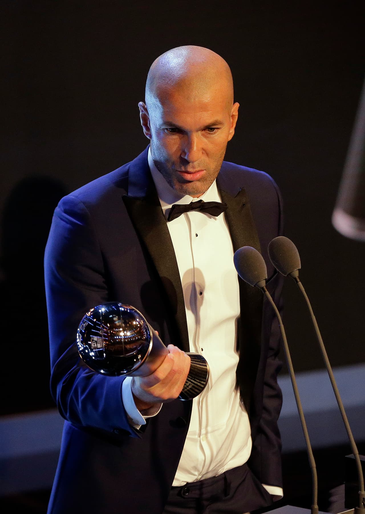 <b>Premio al Mejor Entrenador (2017): </b>Zinedine Zidane (Real Madrid C.F.)