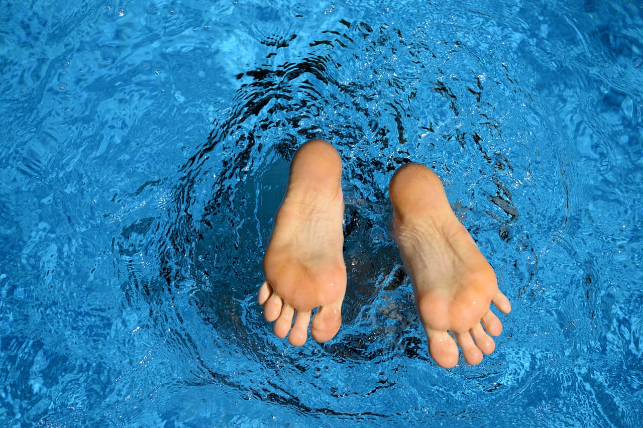 La ciudad de Houston sigue contratando más socorristas. 
<b>Los interesados pueden visitar www.houstonparks.org.</b>