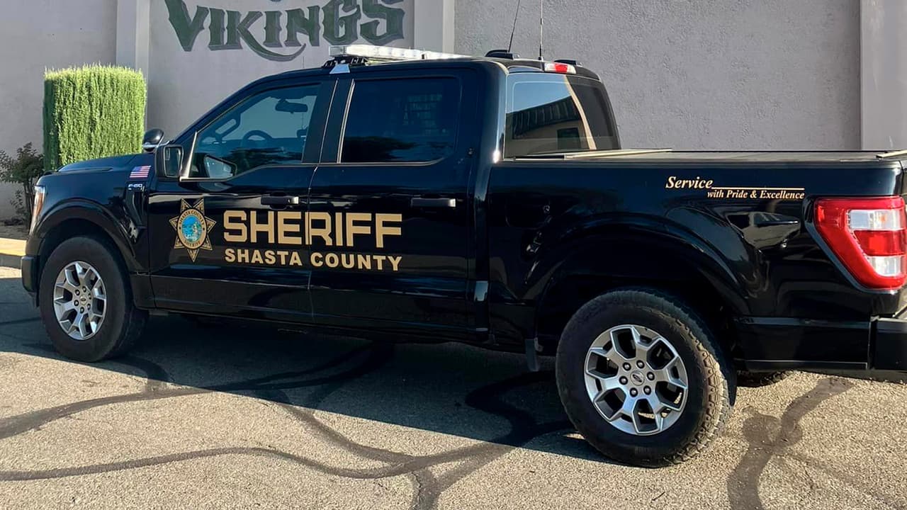 Arrestan a mujer por intento de secuestro de un niño de 7 años en una parada de autobús escolar