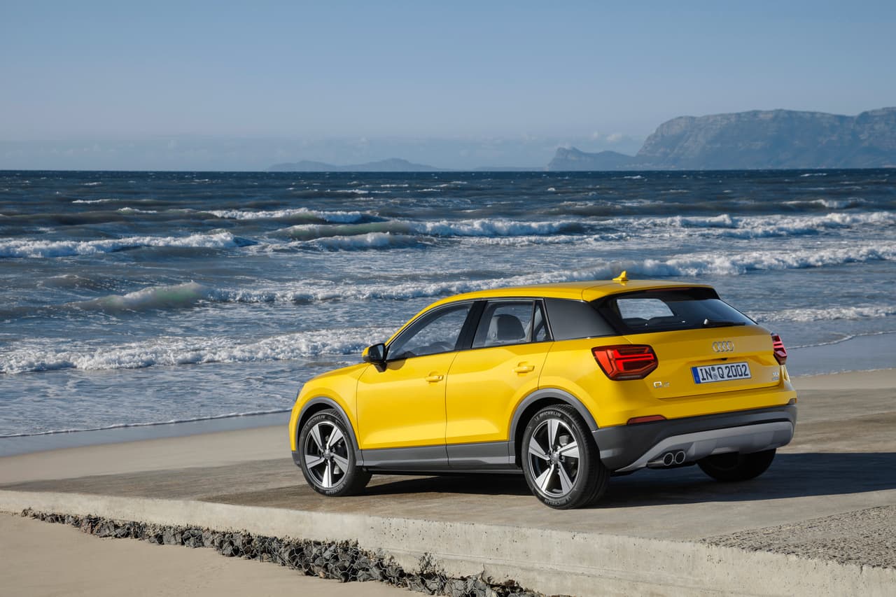 La nueva Audi Q2 incluye una serie de elementos con la mira puesta en robustecer sus niveles de seguridad, como un sistema para evitar colisiones, frenado automático de emergencia, alerta por cambio de carril, control de velocidad stop and go