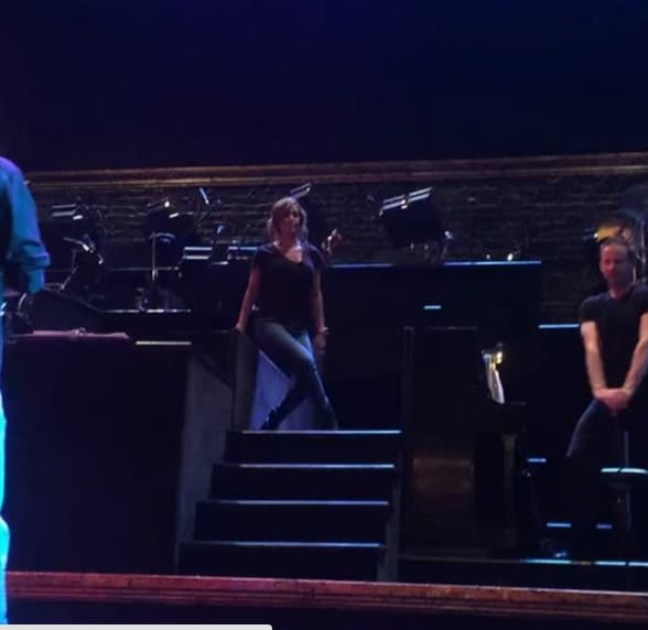 Los ensayos comenzaron, Karla siguiendo al pie de la letra las indicaciones.