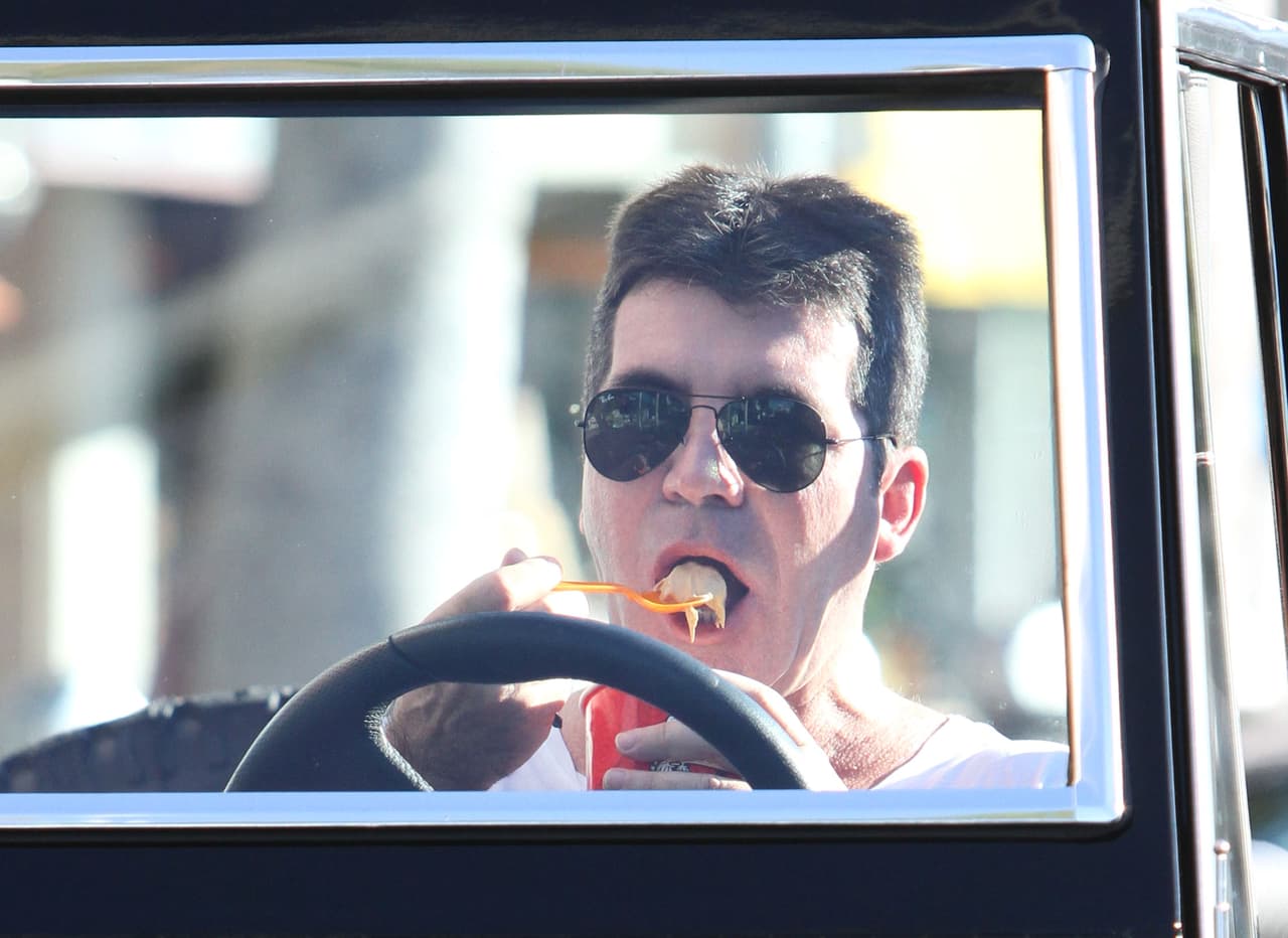 ¿Y por qué no disfrutar de uno sabor cereza mientras esperamos en el tráfico, como Simon Cowell?