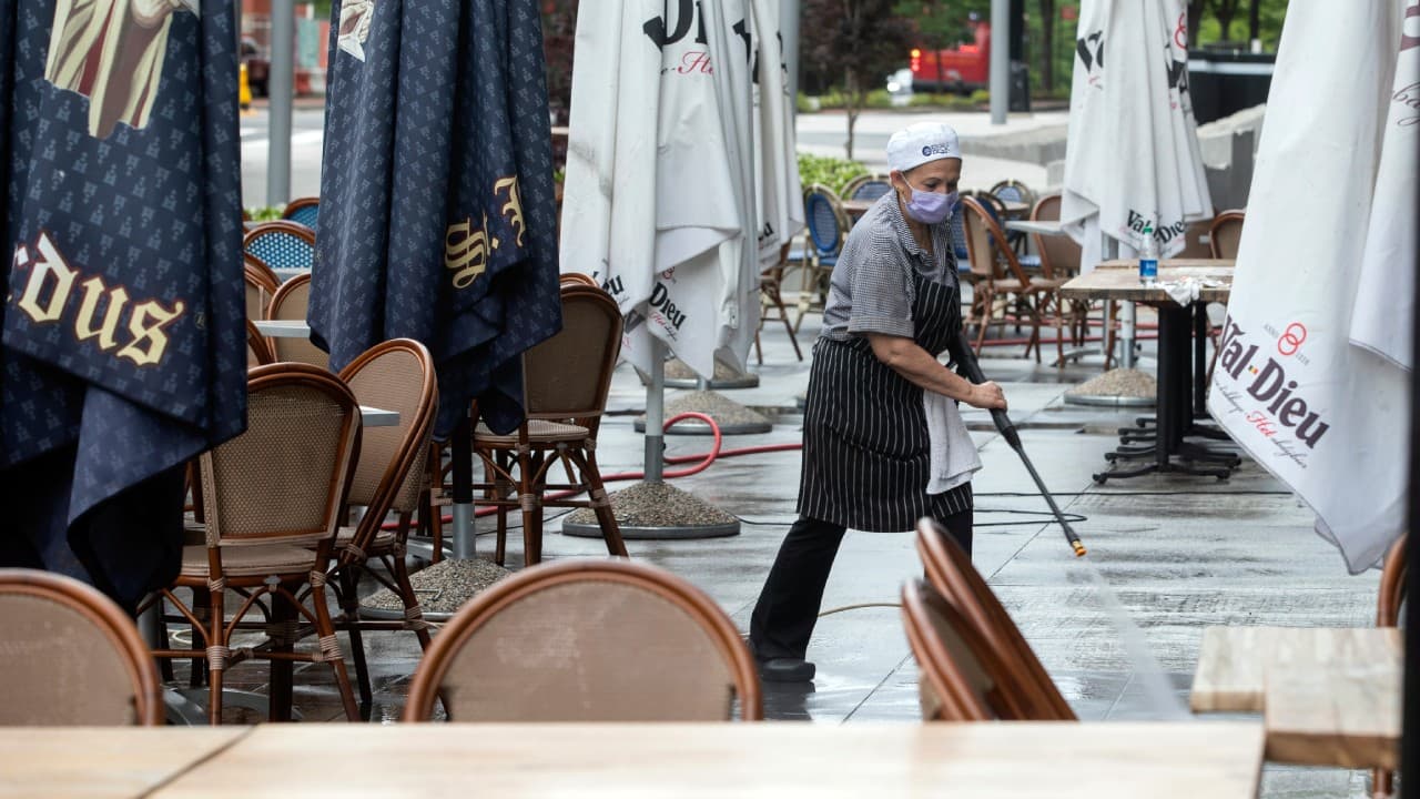 La Iniciativa 82 gana en la boleta para aumentar salario mínimo de trabajadores que reciben propinas