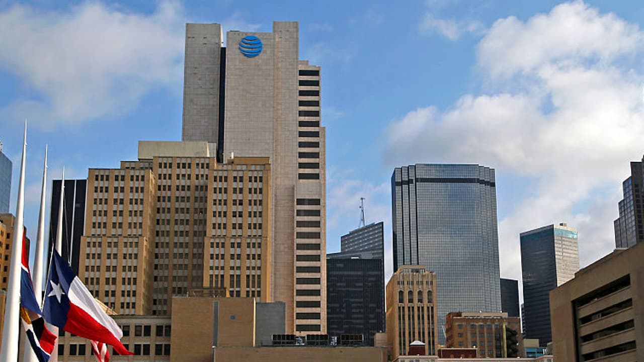 A Dallas le espera una mañana de jueves cálida, ventosa y con cielos nublados