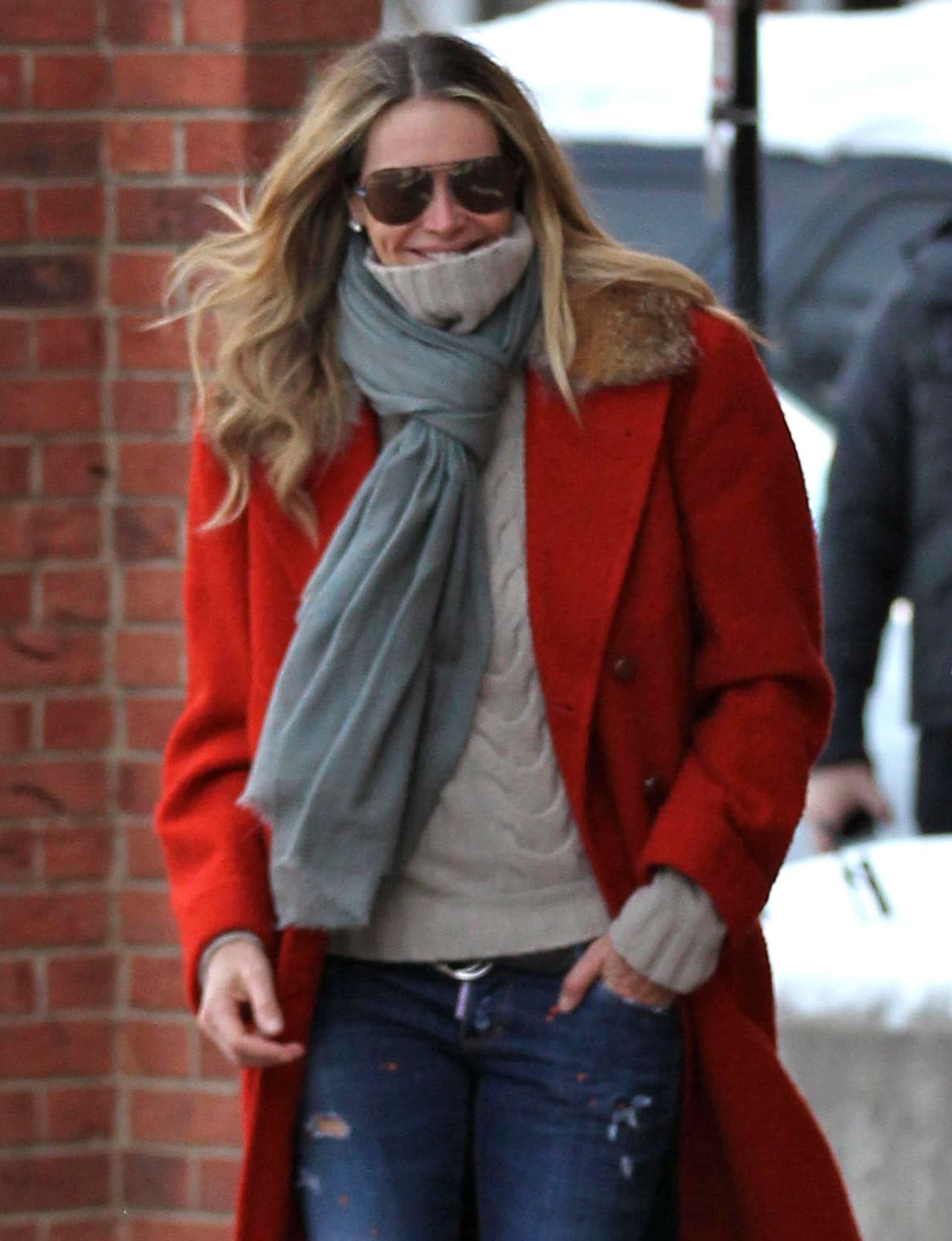Elle MacPherson muy abrigada en el nevado Aspen.