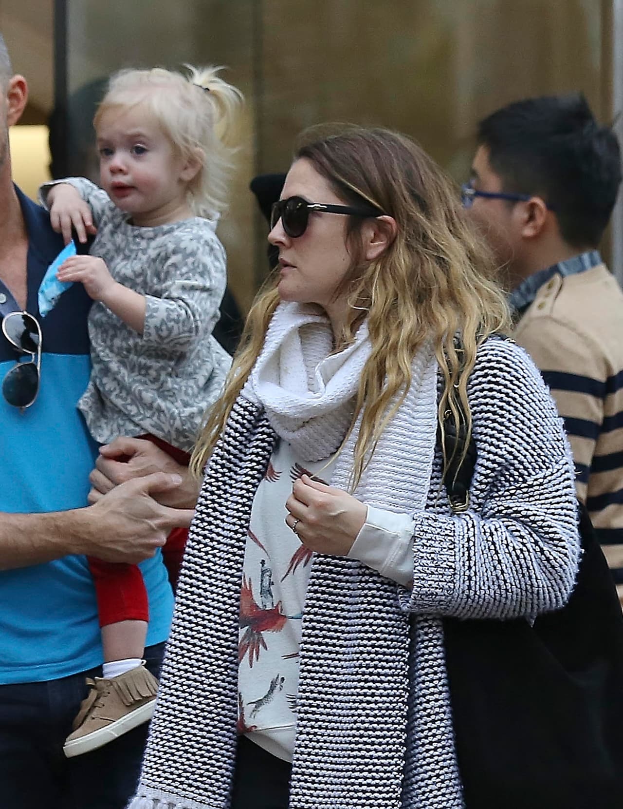 Drew Barrymore llevó a su nena a sacarse foto con Santa.