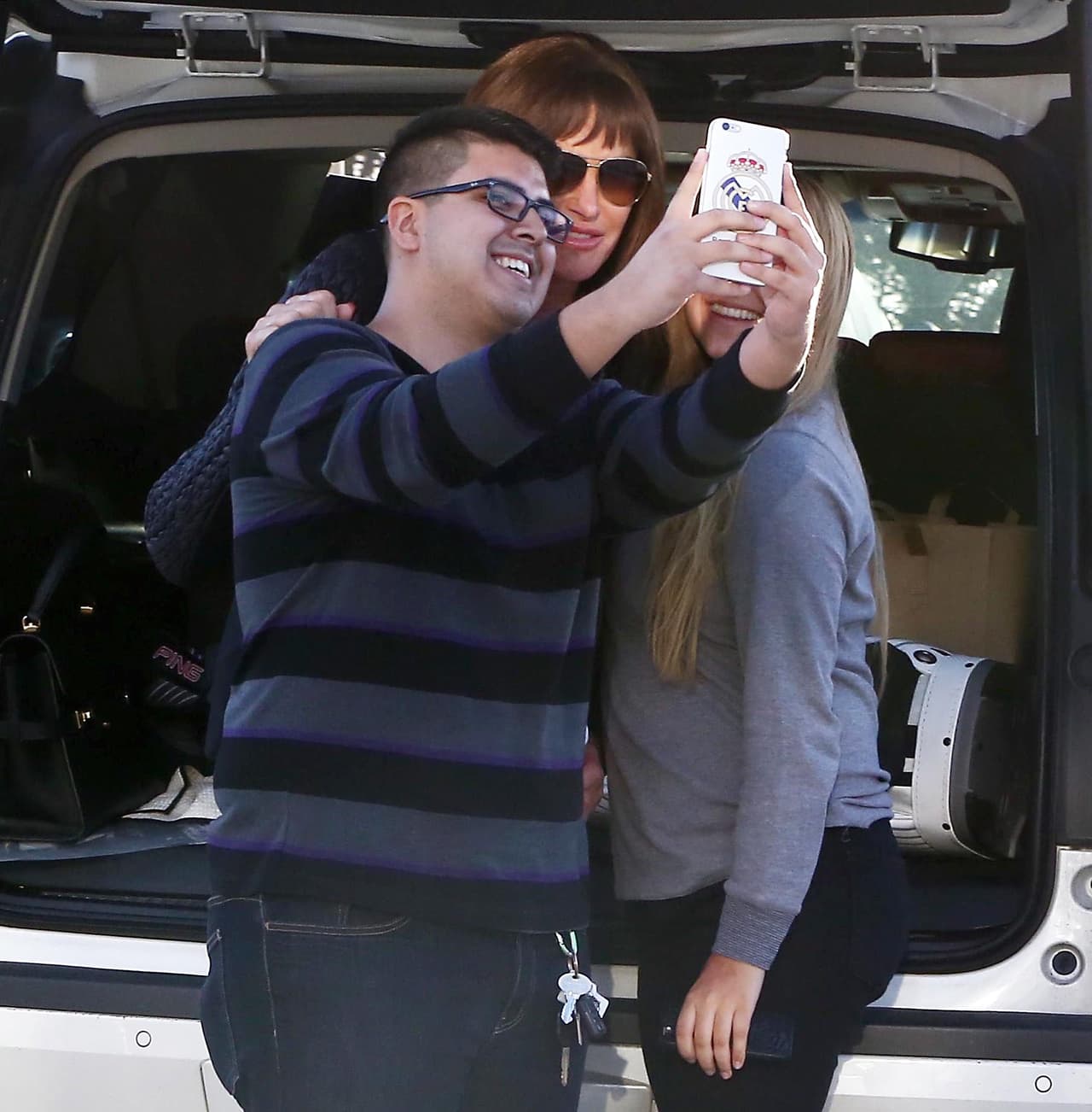 También aceptó gustosa a sacarse fotos con la gente.