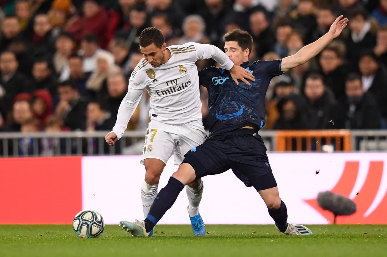 <b>Su peor época como futbolista</b> 
<br>Su debut con el Madrid fue el 14 de septiembre del 2019 en un partido de LaLiga ante Levante. Sin embargo, en tan sólo 9 meses de haberse concretado su fichaje, seis meses han sido de actividad futbolística y Hazard se ha perdido exactamente 176 días por lesión, acumulando un total de 38 cotejos inactivo con los merengues. Esta cifra es contundente si se comparacon los 16 partidos jugados, donde el doble de encuentros ha estado fuera del campo por sus lesiones.