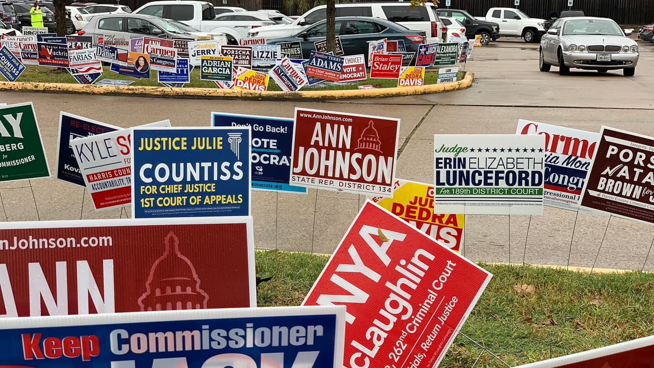 “La 
<b><a href="https://www.univision.com/local/houston-kxln/votacion-anticipada-condado-harris" target="_blank">elección</a></b> en el condado Harris es muy importante porque existen dos visiones que están en juego de dos partidos políticos (el demócrata y el republicano) como son la inseguridad, inflación, aborto y ayuda social”, explica Mark Jones.