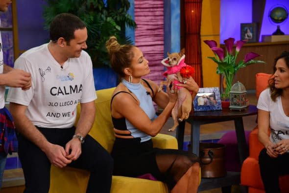 Y la que no podía faltar era la consentida de los famosos, Honey Berry llegó a saludar a nuestra invitada.