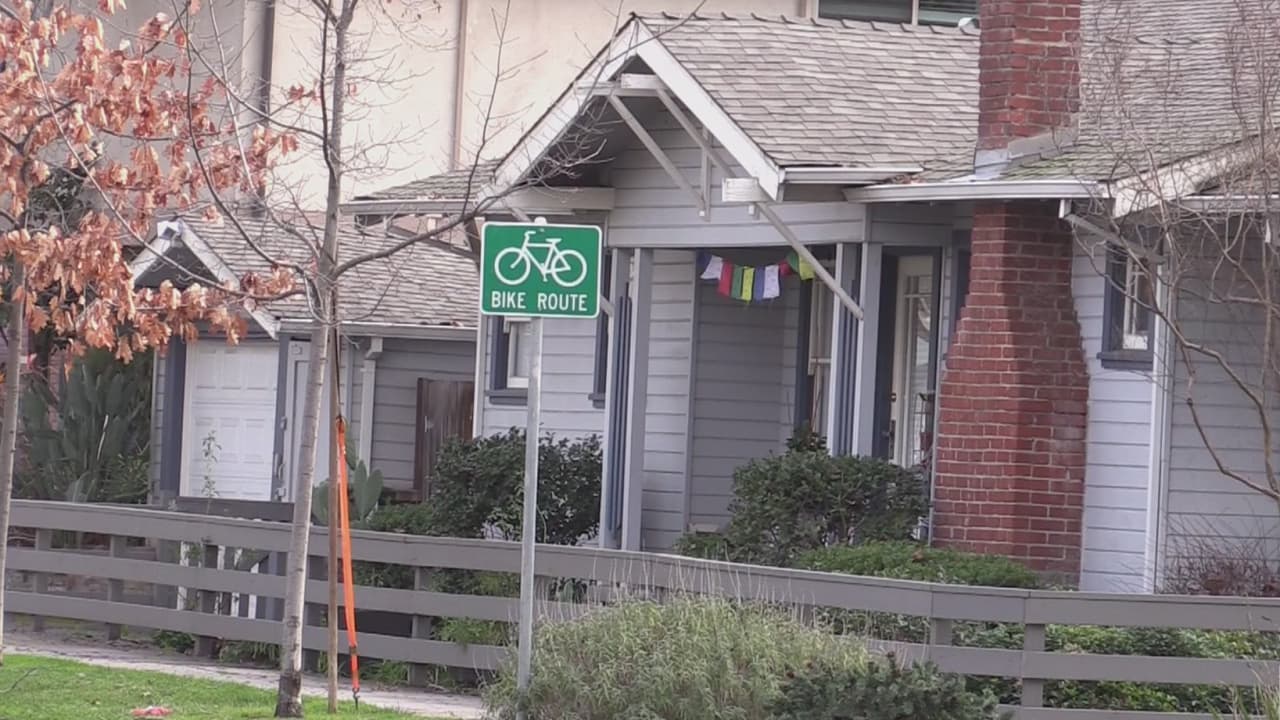 "No es justo pero legalmente sí es posible": inquilinos denuncian aumentos de renta en medio de la pandemia