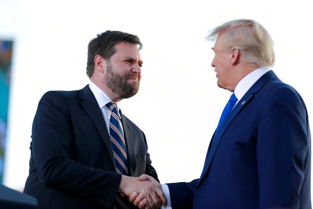 J.D. Vance gana las primarias republicanas del Senado en Ohio y muestra el poder del respaldo de Trump