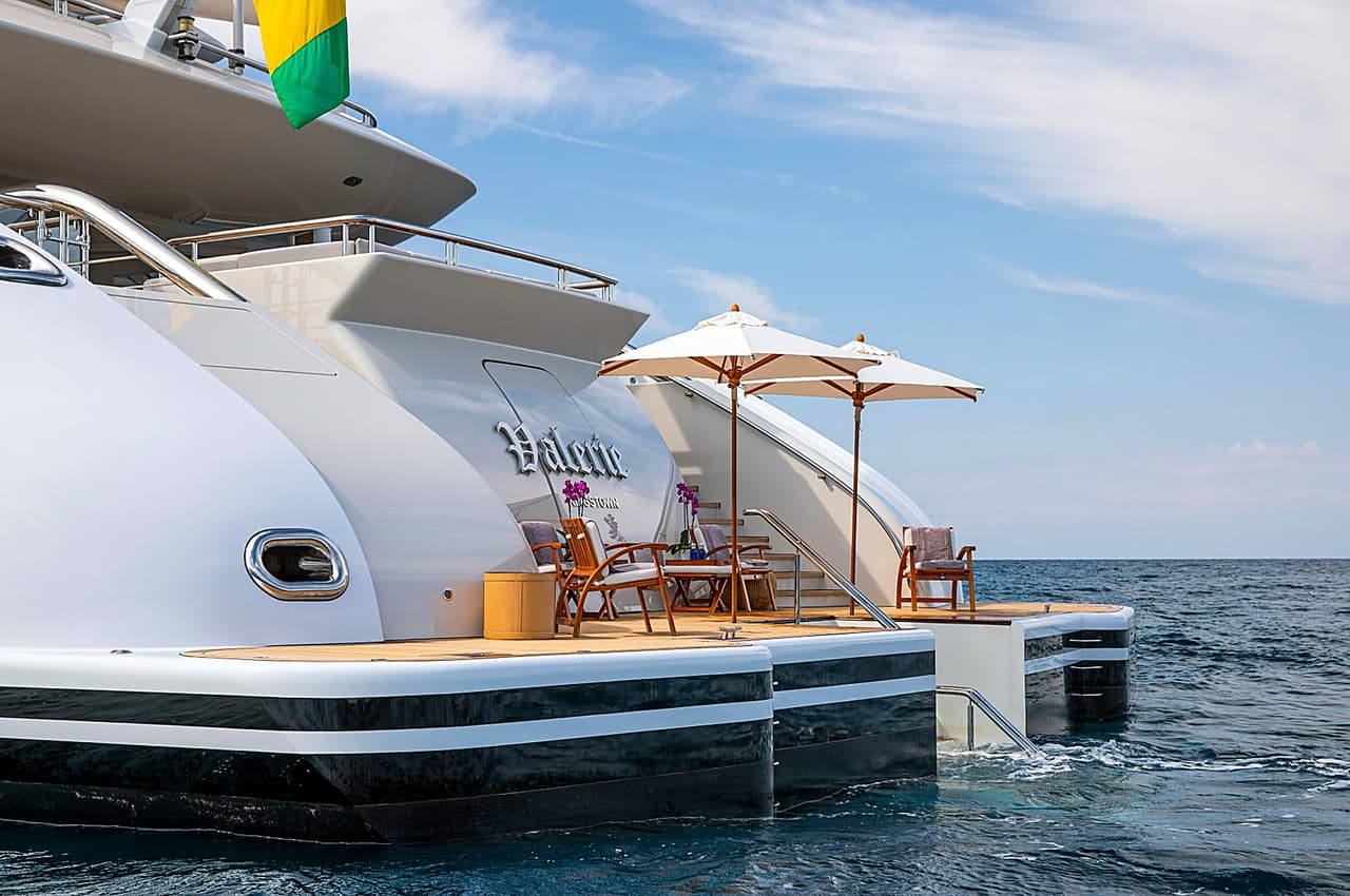 La embarcación de
<b> 278 pies</b> fue construida por la constructora de barcos Lürssen en 2011 y se sometió a una exhaustiva remodelación en 2019.
<br>