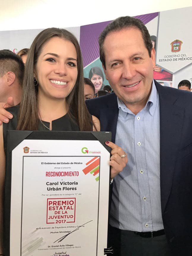 En mayo de 2017 se casó por tercera vez sin la presencia de su familia. En esa ocasión la mujer que le robó el corazón fue la mexicana Carol Victoria Urban. Aunque muchos pensaban que 'la tercera era la vencida', sorprendió porque a solo 28 días de haber contraído nupcias, se divorciaron.